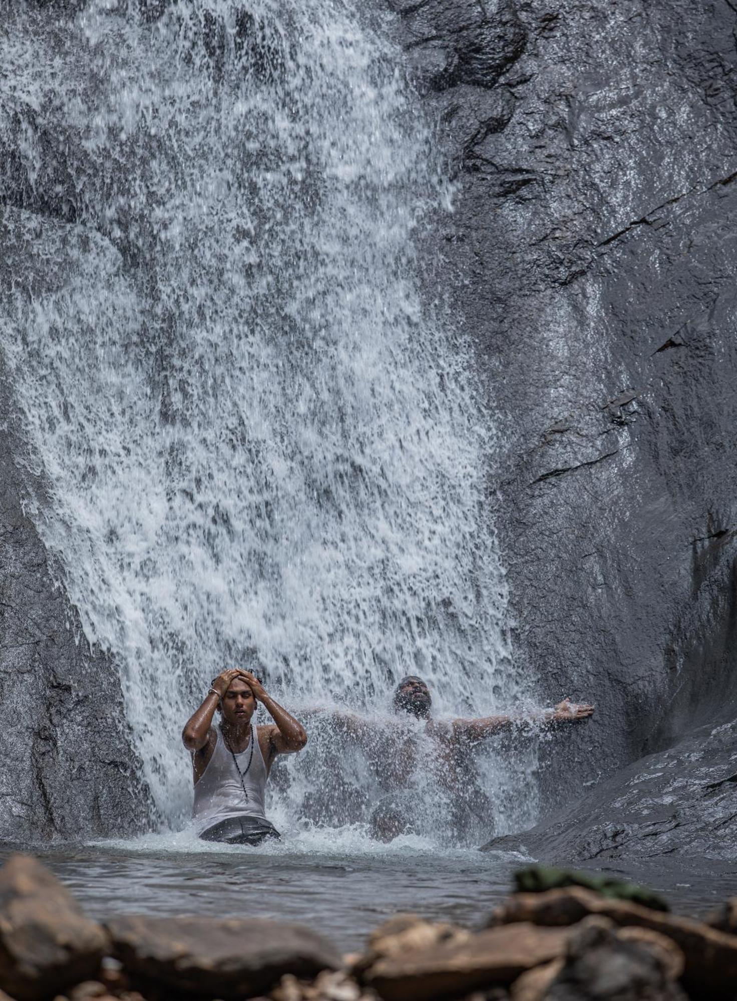 Aruvikuzhy Waterfalls Villa Kozhancheri Dış mekan fotoğraf